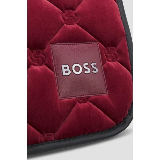 Boss Equestrian ugró bársony nyeregalátét BORDÓ 2025FW kollekció