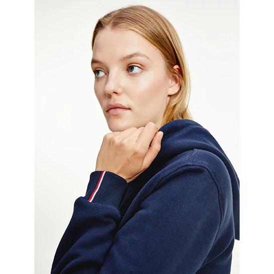Tommy Hilfiger karcsúsított női kapucnis pulóver logóval