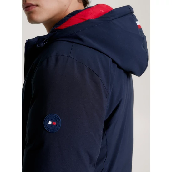 Tommy Hilfiger kapucnis férfi télikabát SÖTÉTKÉK