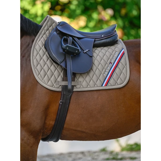 Tommy Hilfiger Stanford ugró nyeregalátét PÉZSMABARNA